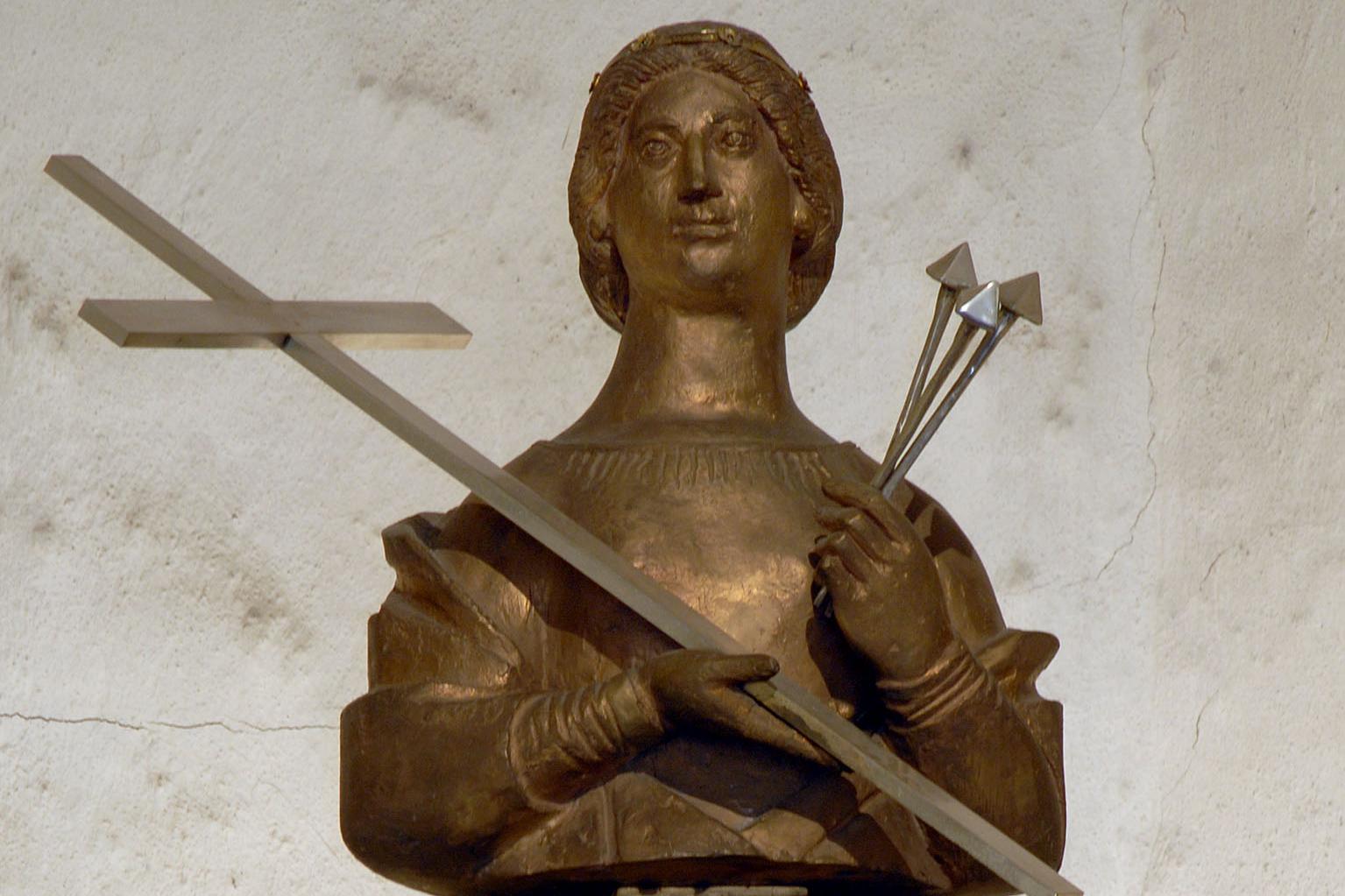 Helenareliquiar | Büste der Heiligen Helena mit Kreuz und drei Nägeln (c) R. Heyen Helenareliquiar | Büste der Heiligen Helena mit Kreuz und drei Nägeln